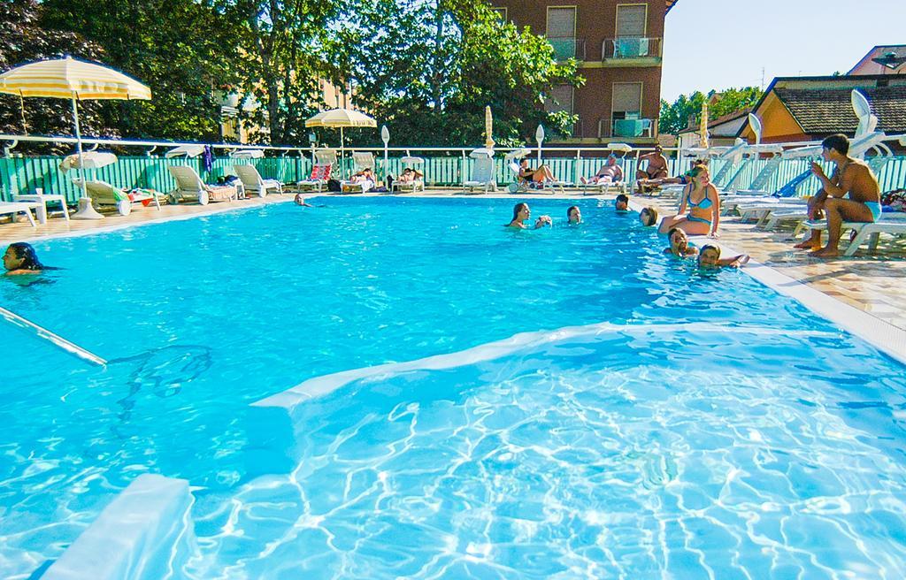 Hotel Santa Martina Вила Марина Екстериор снимка