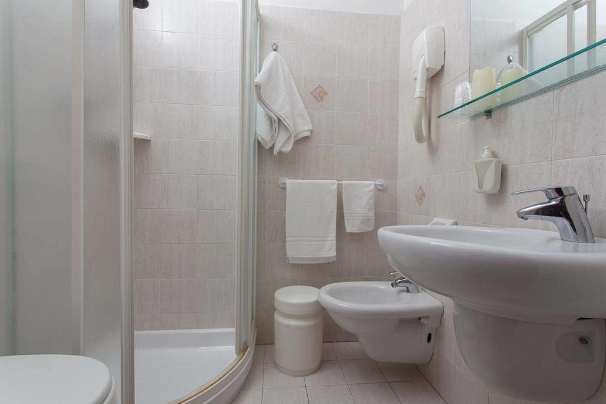 Hotel Santa Martina Вила Марина Екстериор снимка